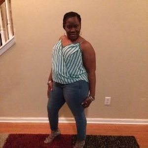 Meet your Posher, Camille